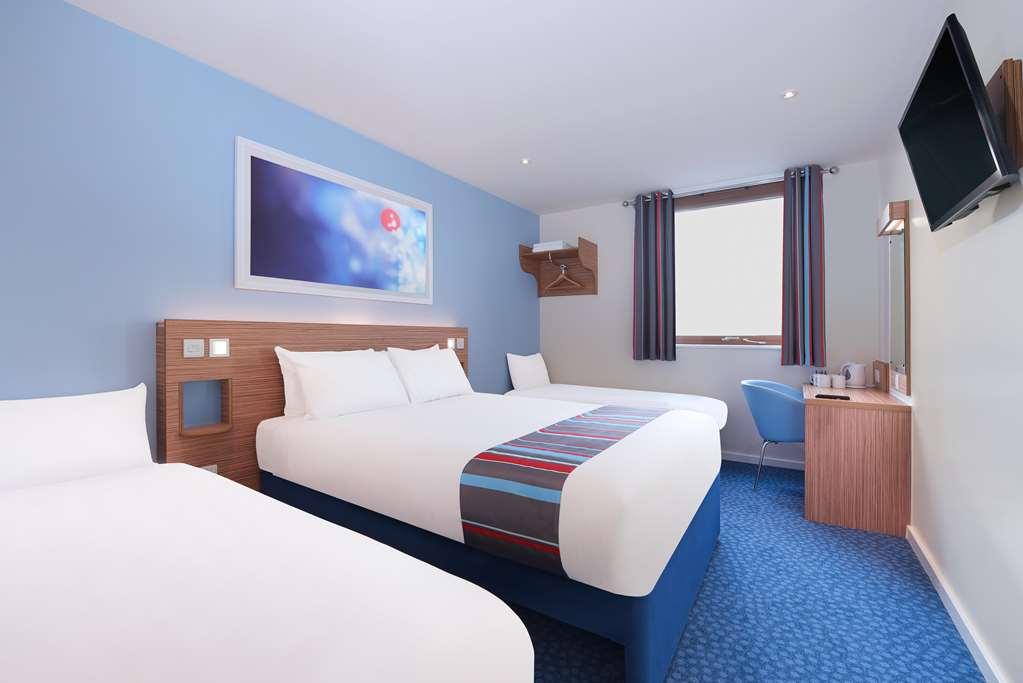 Travelodge Colwyn Bay Old Colwyn Δωμάτιο φωτογραφία