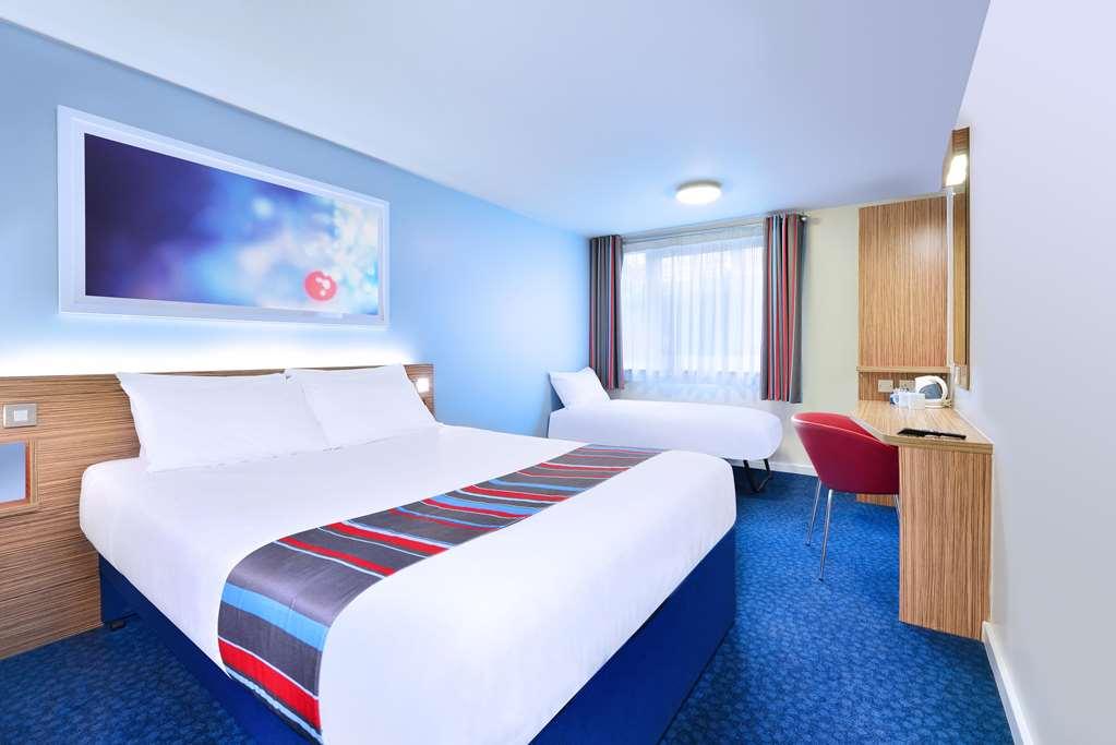 Travelodge Colwyn Bay Old Colwyn Δωμάτιο φωτογραφία