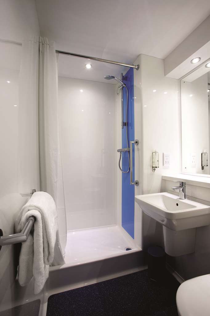 Travelodge Colwyn Bay Old Colwyn Δωμάτιο φωτογραφία